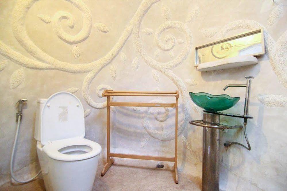 Naidee Sculptured Huts Hotel Hua Hin Ngoại thất bức ảnh